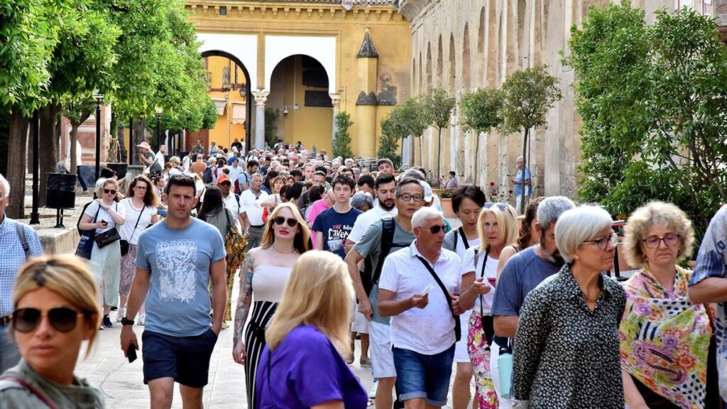 Exceltur: el turismo cerró 2025 con un crecimiento más sólido y de mayor calidad