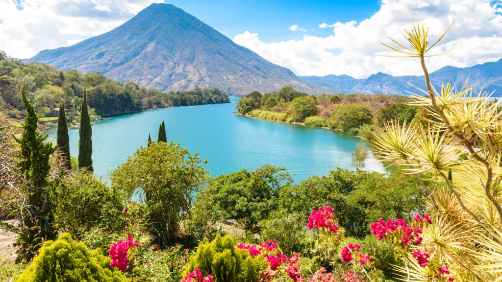 Centroamérica, un destino que redefine la distancia y el tiempo