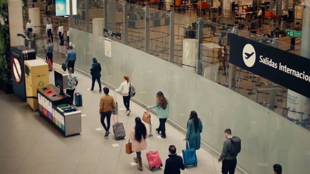 5.8 millones de colombianos viajaron al exterior en 2025