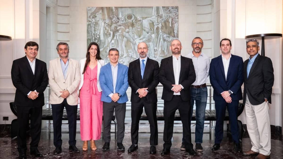 Aerolíneas Argentinas y Uber refuerzan su alianza para transformar la experiencia de viaje