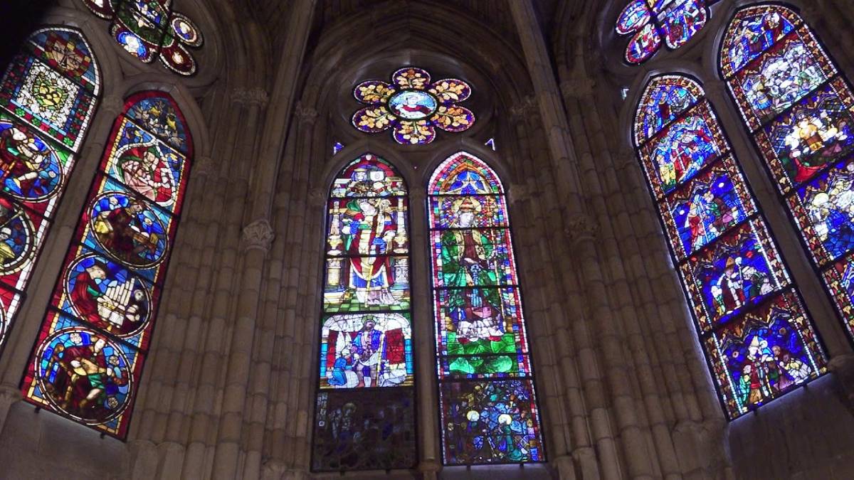 La catedral que se transforma con la luz en España