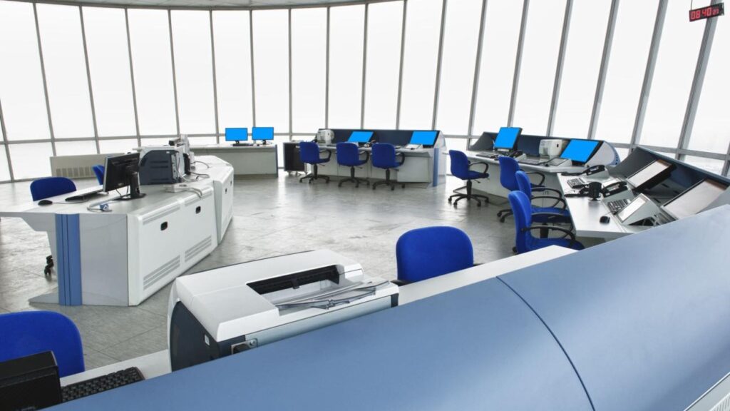 República Dominicana busca nuevos controladores para fortalecer su aviación
