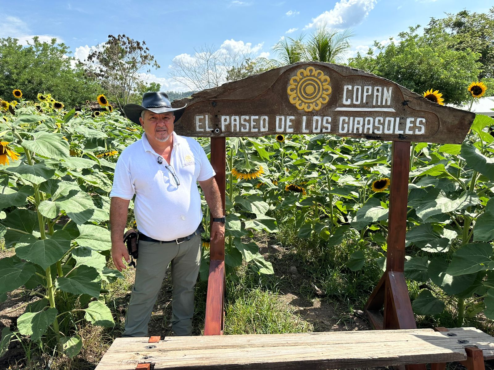 Paseo Los Girasoles: naturaleza, sostenibilidad y turismo rural florecen en Copán Ruinas