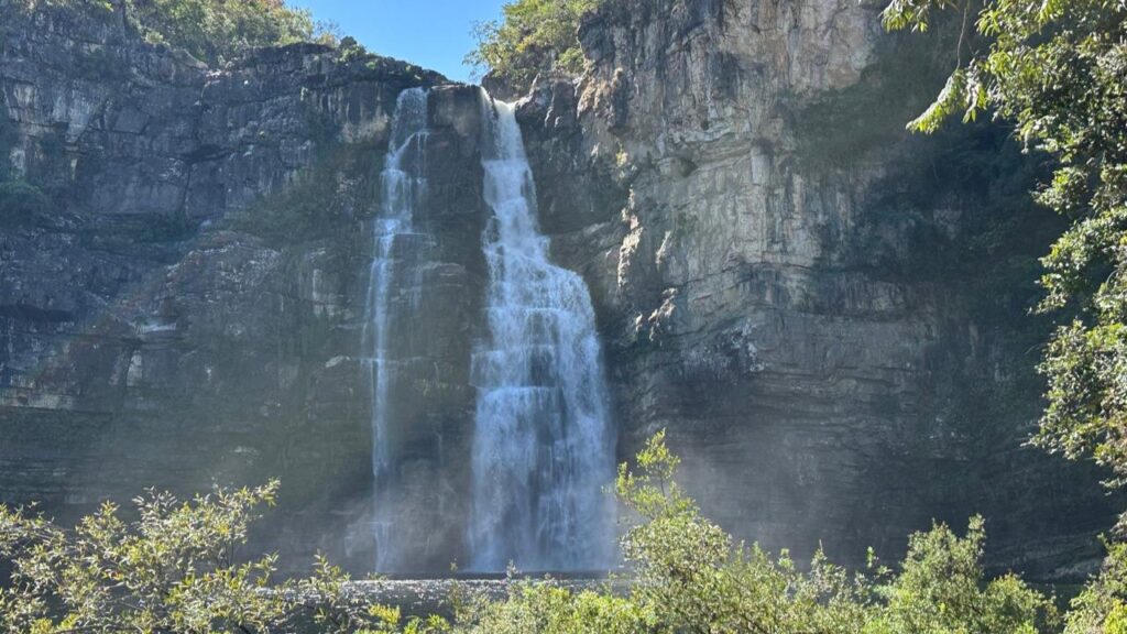 Chapada dos Veadeiros: el paraíso natural de Brasil donde cascadas, senderos y paisajes únicos cautivan a los viajeros