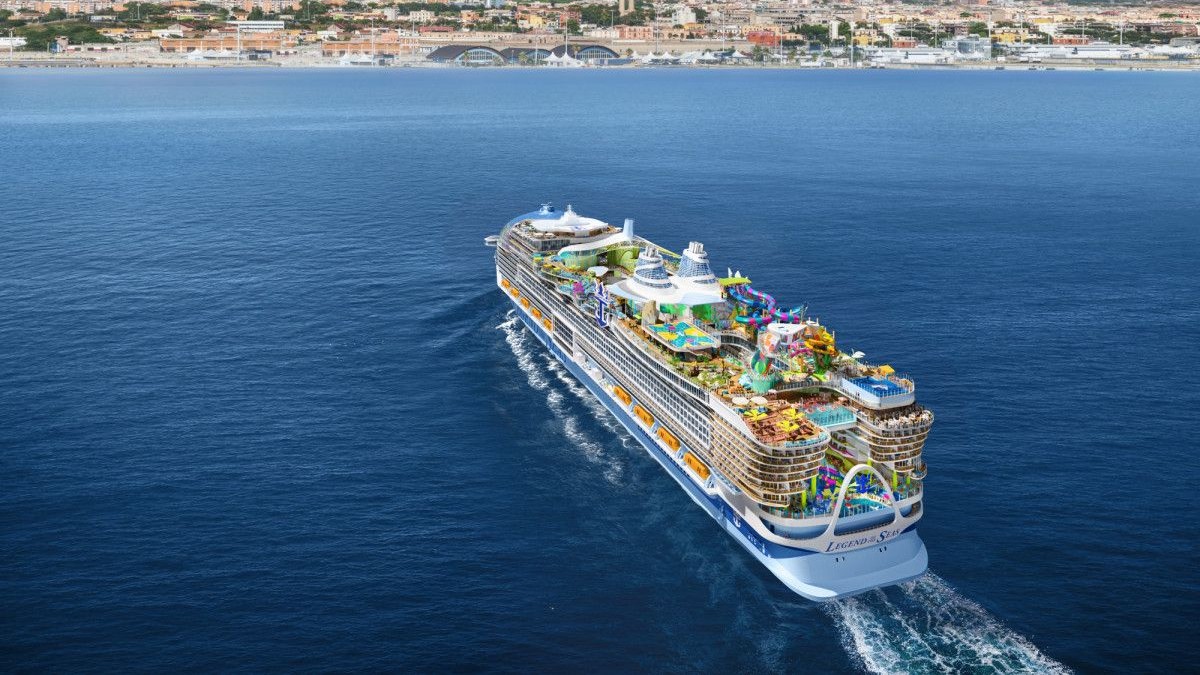El nuevo crucero más grande del mundo ya navega: así es el gigante que redefine las vacaciones en alta mar