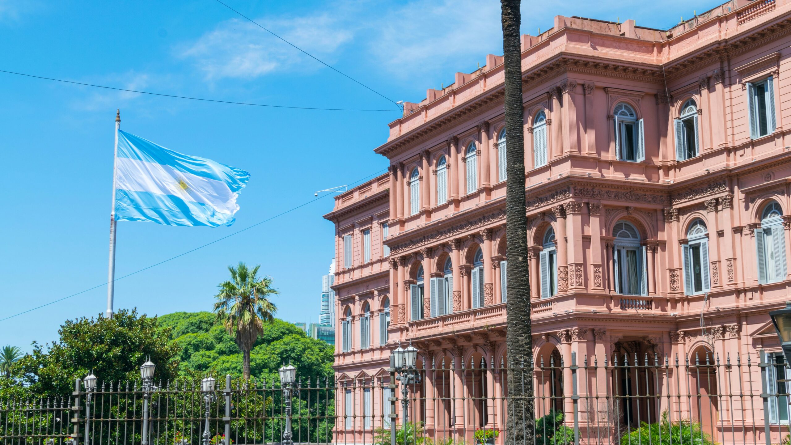 Ley de Tierras: qué cambia para el turismo argentino tras la media sanción en el Senado
