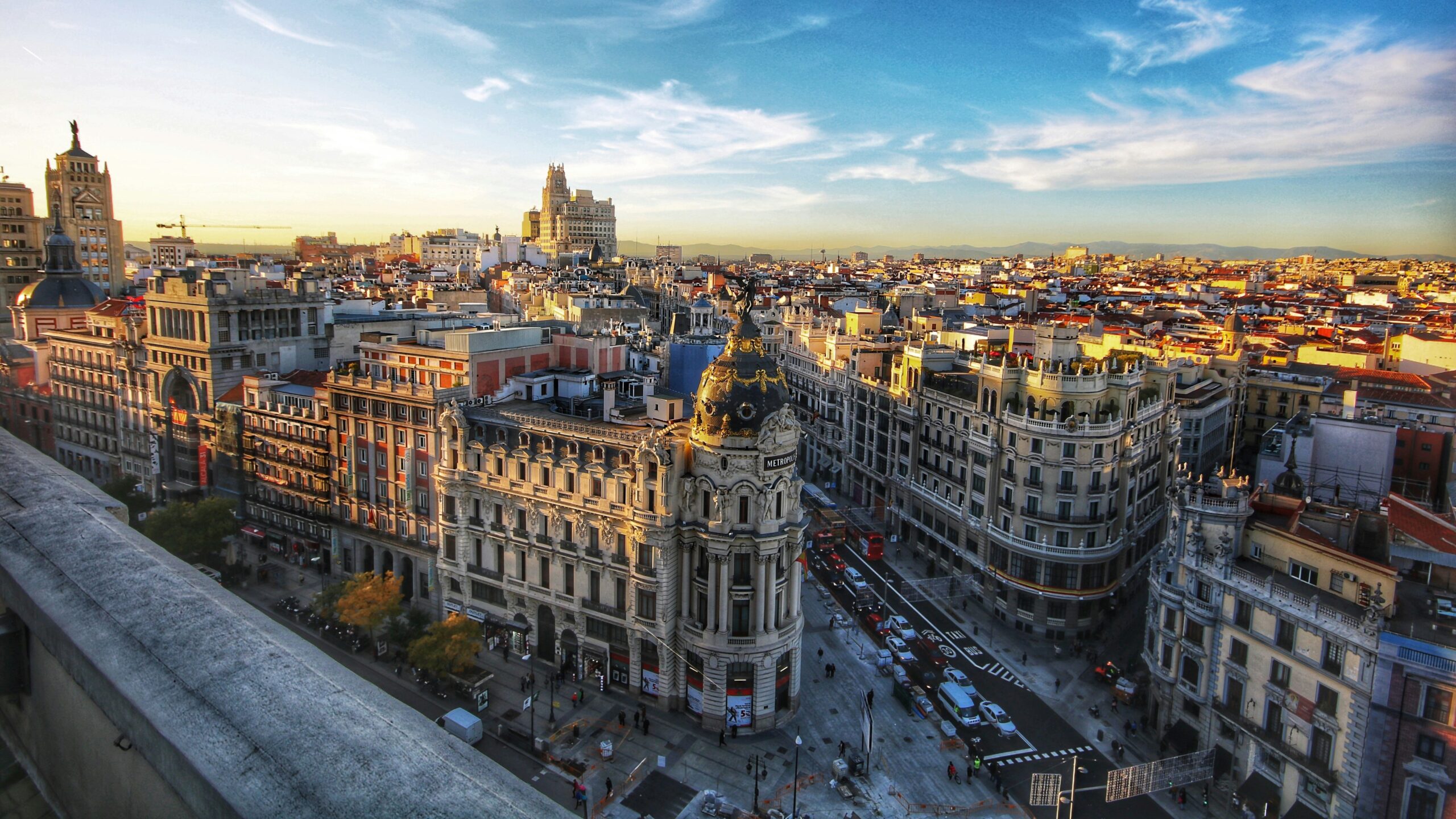 Radiografía del turismo en España 2026: crecimiento del gasto, empuje de la larga distancia y claves del mercado emisor
