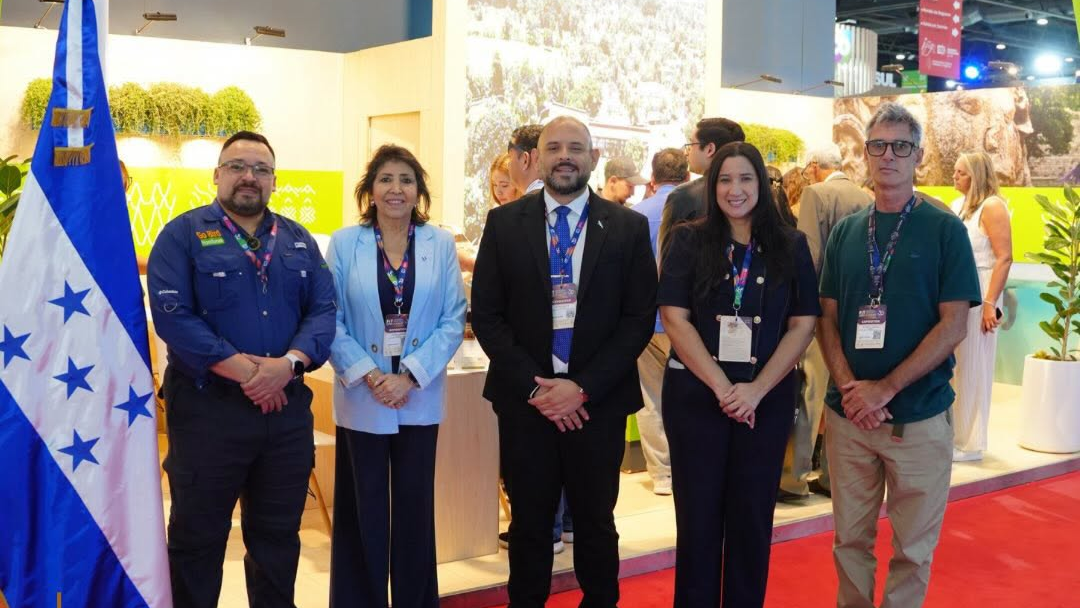 Honduras presenta en FIT una propuesta basada en naturaleza, buceo y 1.600 años de historia de Copán
